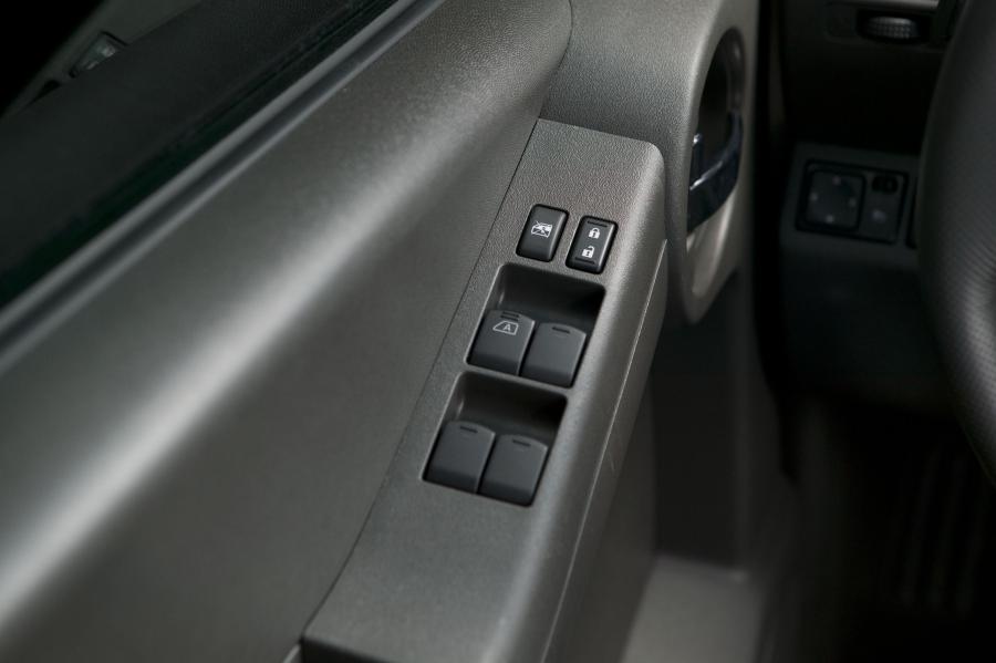  Nissan Xterra 2009 года  (фото 20 из 59)